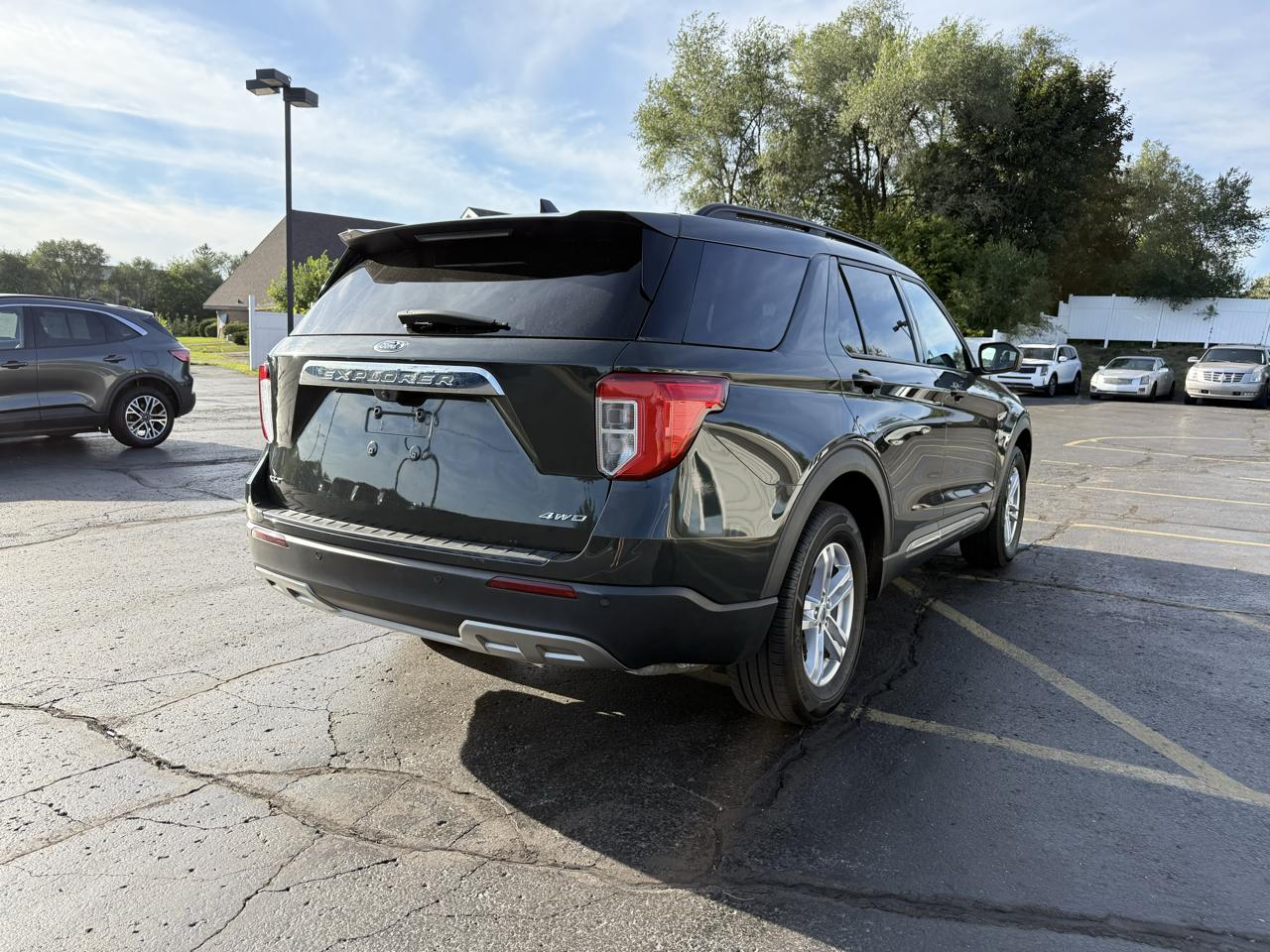 Ford Explorer XLT 4WD 2023