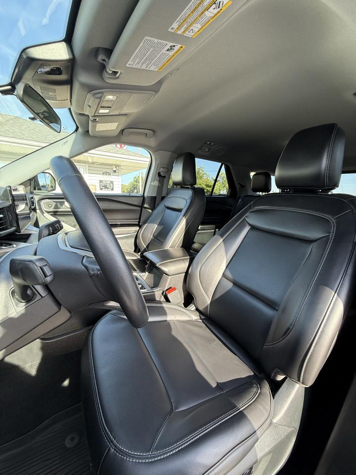 Ford Explorer XLT 4WD 2023