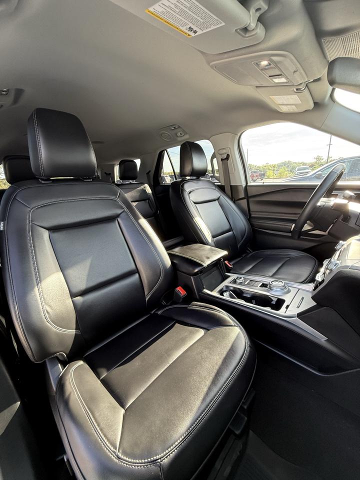 Ford Explorer XLT 4WD 2023
