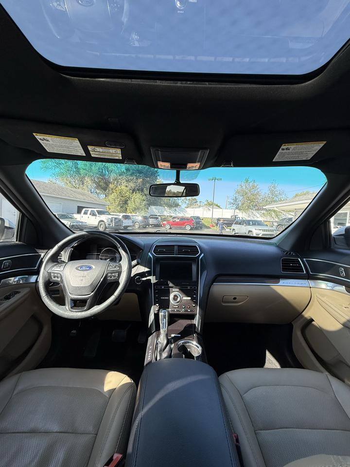 Ford Explorer Limited 4WD 2017