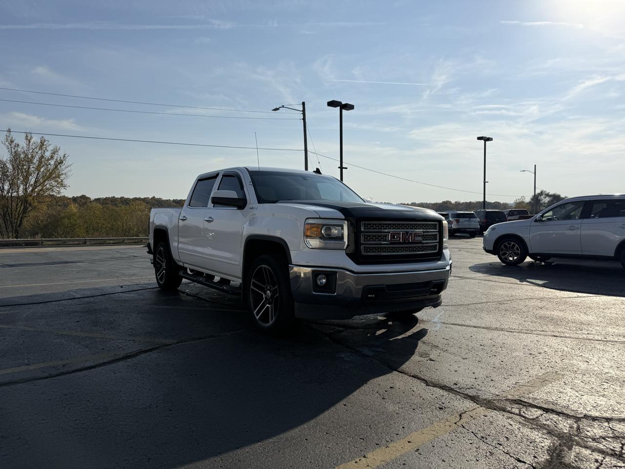 GMC Sierra 1500 4WD Crew Cab 143.5" SLE 2015