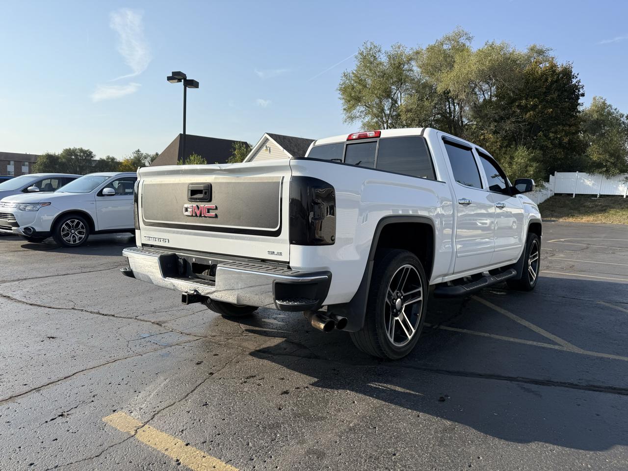 GMC Sierra 1500 4WD Crew Cab 143.5" SLE 2015