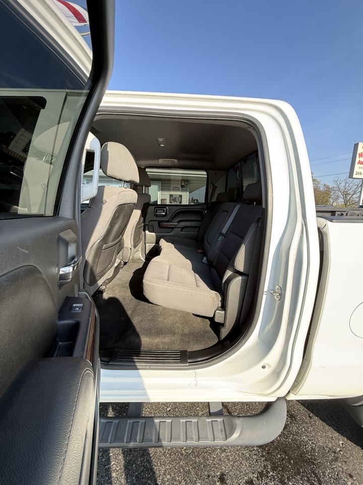 GMC Sierra 1500 4WD Crew Cab 143.5" SLE 2015