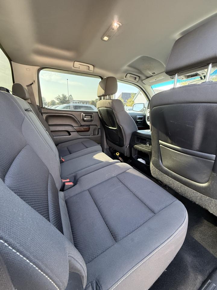 GMC Sierra 1500 4WD Crew Cab 143.5" SLE 2015