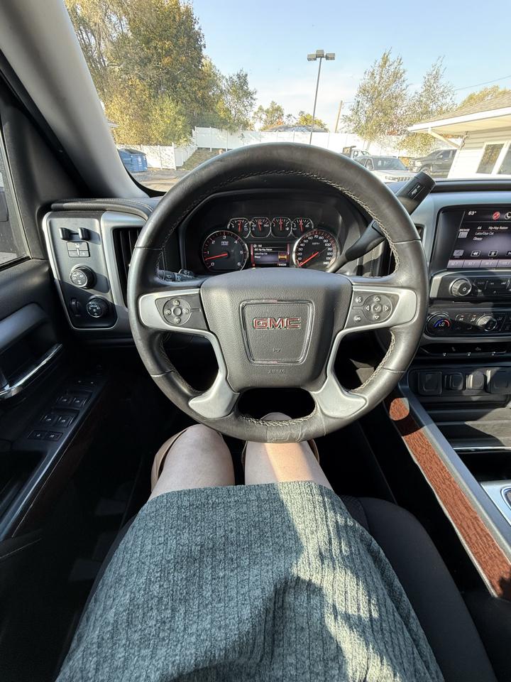 GMC Sierra 1500 4WD Crew Cab 143.5" SLE 2015