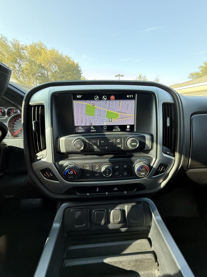 GMC Sierra 1500 4WD Crew Cab 143.5" SLE 2015