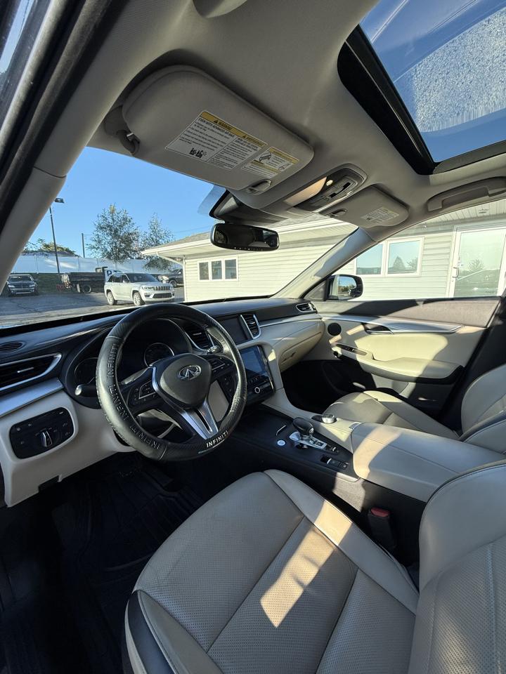 Infiniti QX50 ESSENTIAL AWD 2019