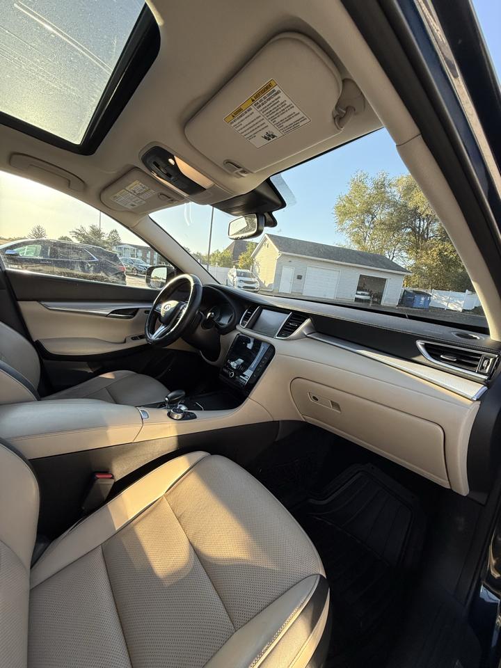 Infiniti QX50 ESSENTIAL AWD 2019