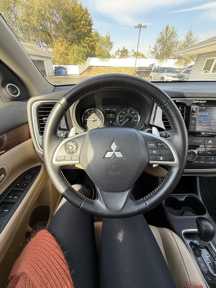 Mitsubishi Outlander 4WD 4dr GT 2015