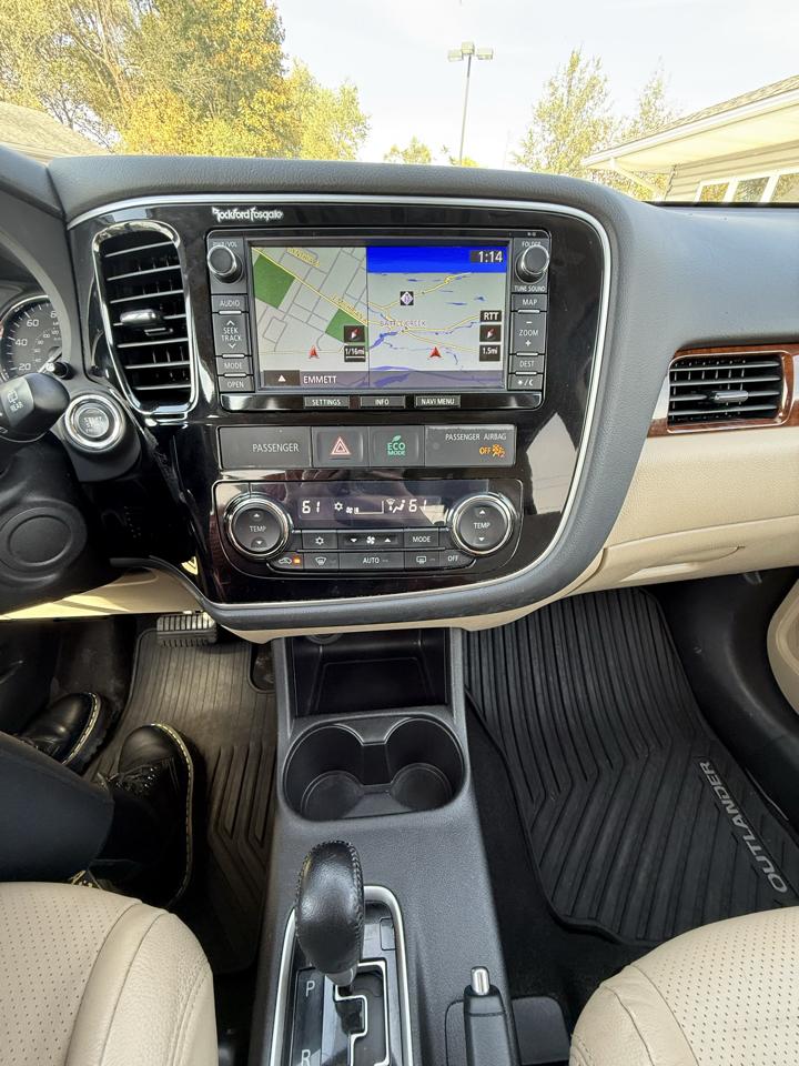Mitsubishi Outlander 4WD 4dr GT 2015