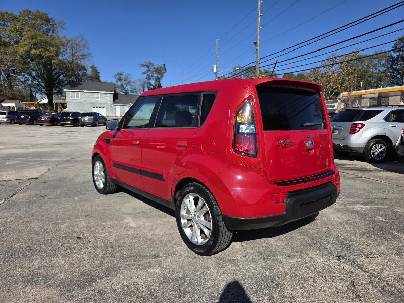Kia Soul + 2010