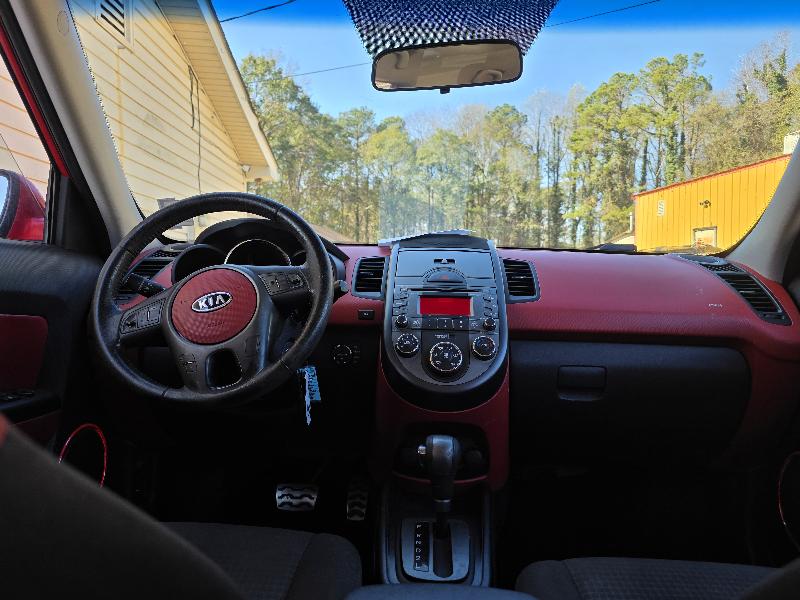 Kia Soul + 2010