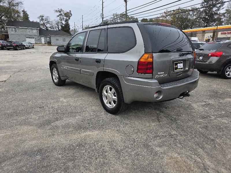 GMC Envoy SLE 2WD 2005