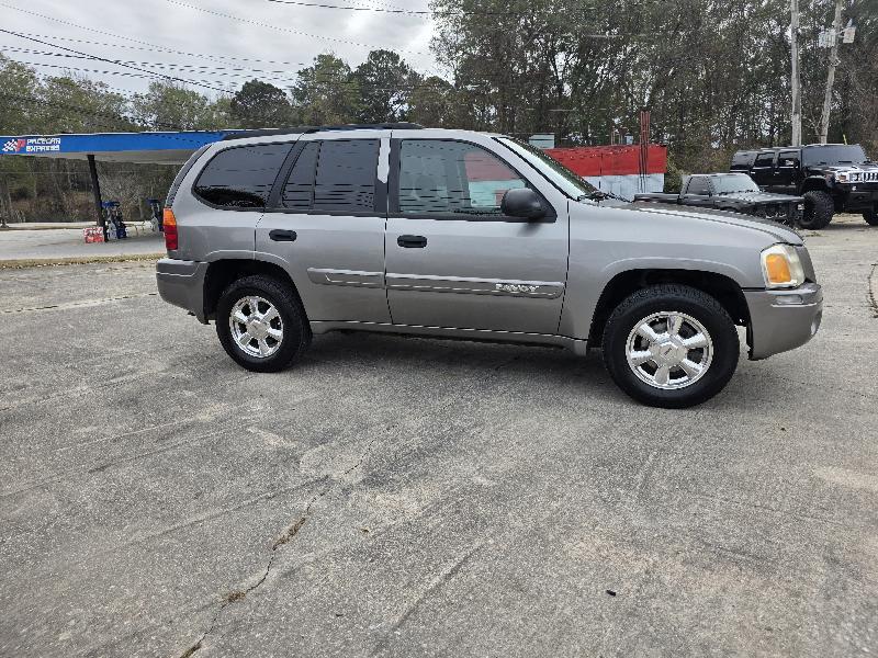 GMC Envoy SLE 2WD 2005