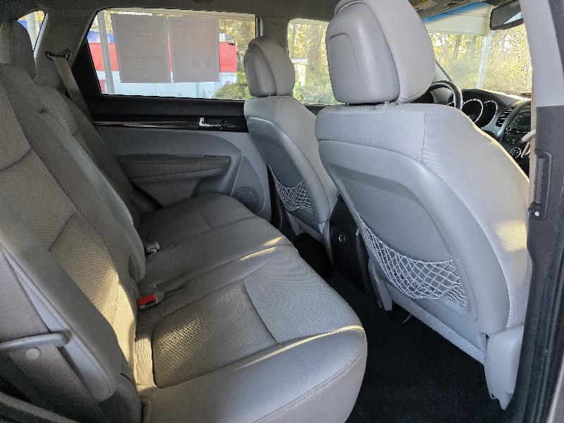 Kia Sorento LX 4WD 2011