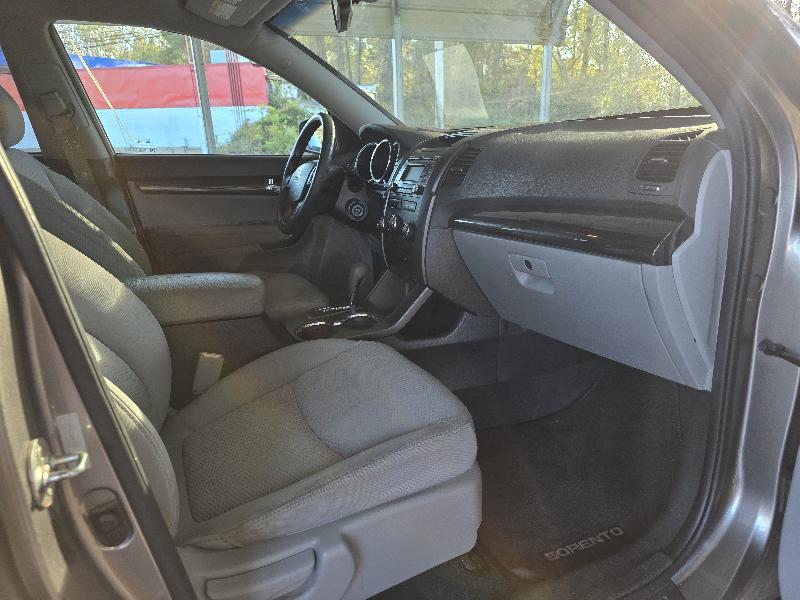 Kia Sorento LX 4WD 2011