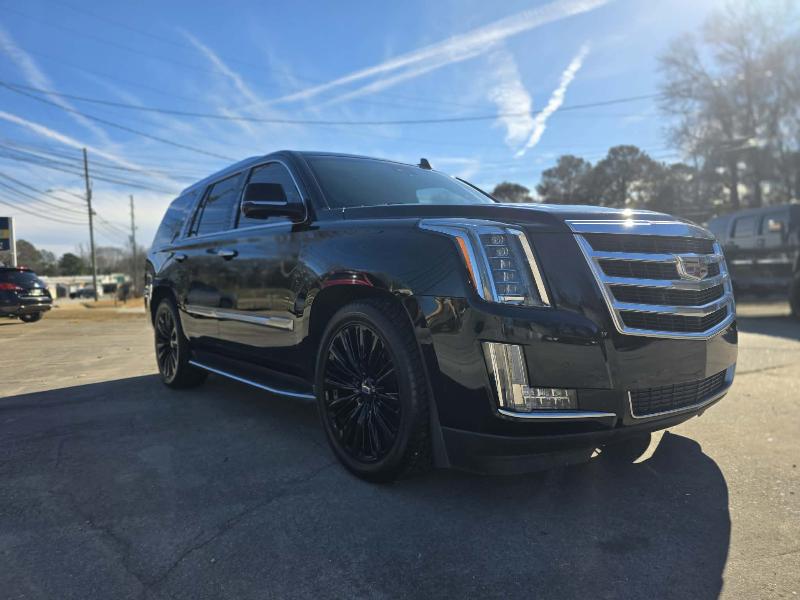 Cadillac Escalade Luxury 2WD 2016