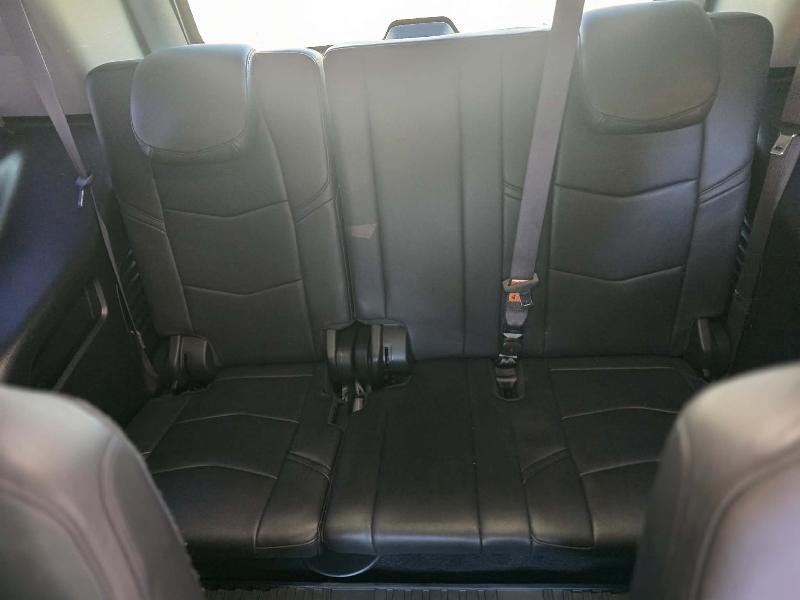 Cadillac Escalade Luxury 2WD 2016