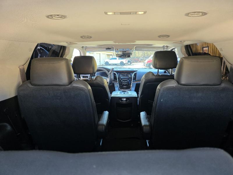 Cadillac Escalade Luxury 2WD 2016