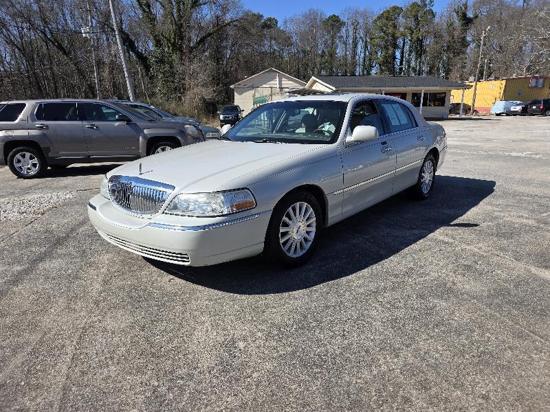 Lincoln Town Car Ultimate 2004