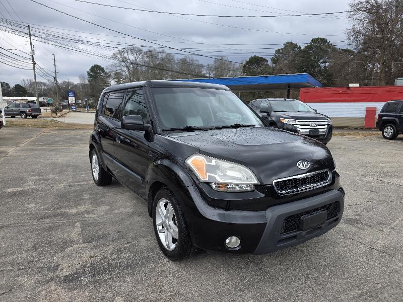 Kia Soul + 2010