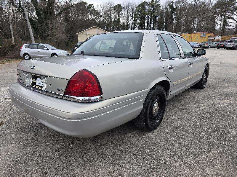 Ford Crown Victoria Police Interceptor 2011