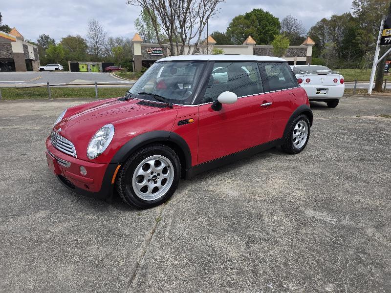 2004 MINI Cooper Base