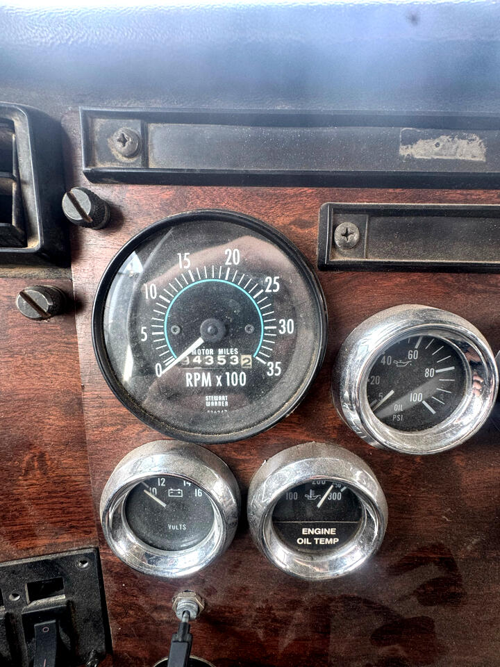 Peterbilt 377  1988