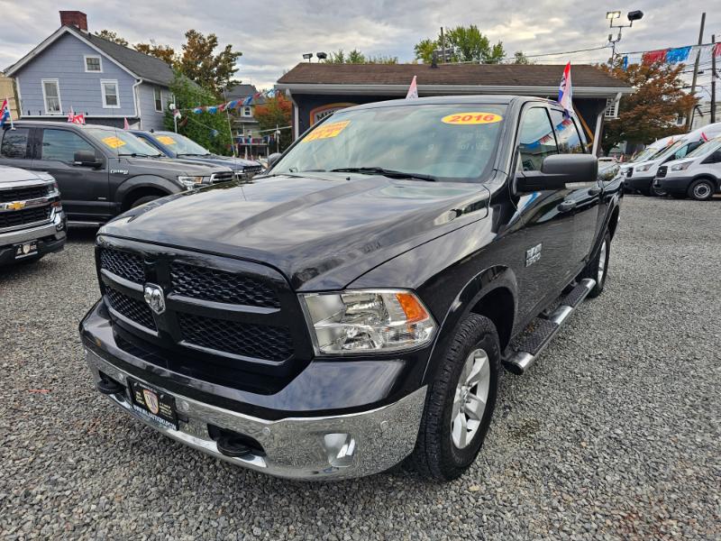 RAM 1500 SLT Crew Cab SWB 4WD 2016 RAM 1500 SLT Crew Cab SWB 4WD 2016