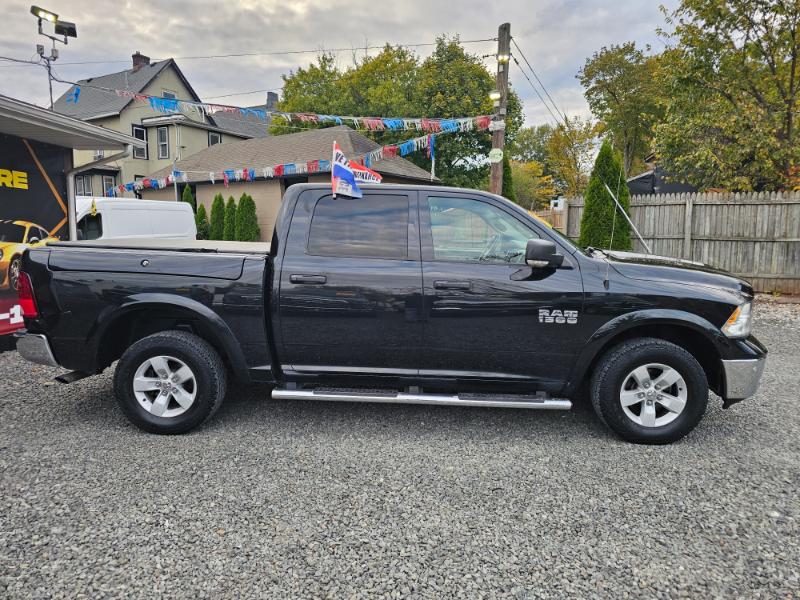 RAM 1500 SLT Crew Cab SWB 4WD 2016 RAM 1500 SLT Crew Cab SWB 4WD 2016