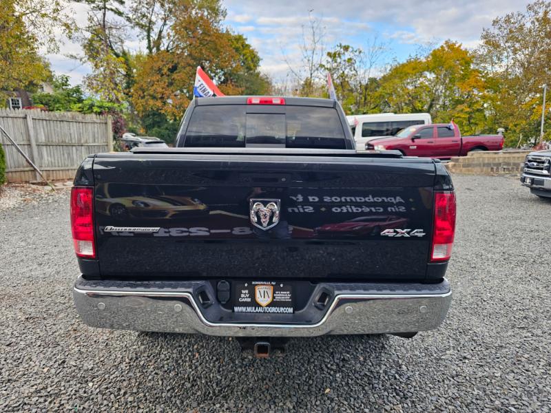 RAM 1500 SLT Crew Cab SWB 4WD 2016 RAM 1500 SLT Crew Cab SWB 4WD 2016