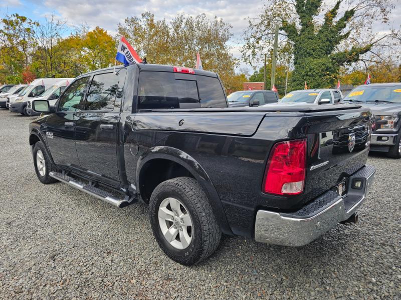 RAM 1500 SLT Crew Cab SWB 4WD 2016 RAM 1500 SLT Crew Cab SWB 4WD 2016