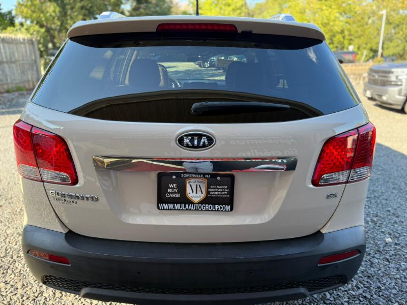 Kia Sorento EX 2WD 2011 Kia Sorento EX 2WD 2011