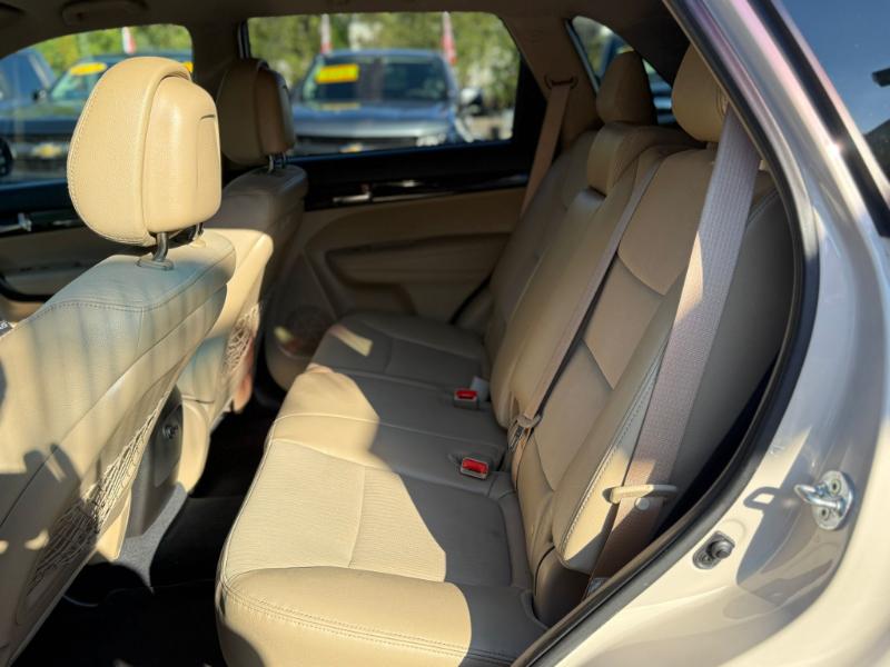 Kia Sorento EX 2WD 2011 Kia Sorento EX 2WD 2011