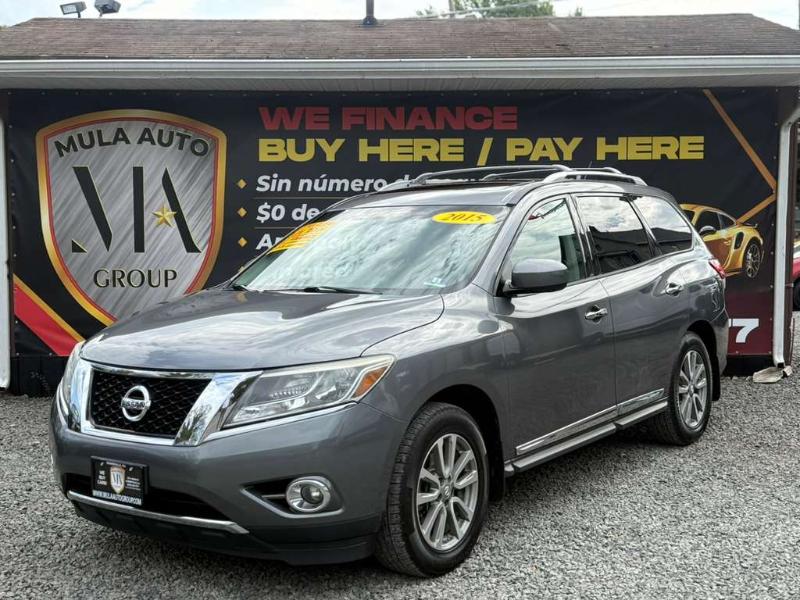 Nissan Pathfinder SV 4WD 2015 Nissan Pathfinder SV 4WD 2015