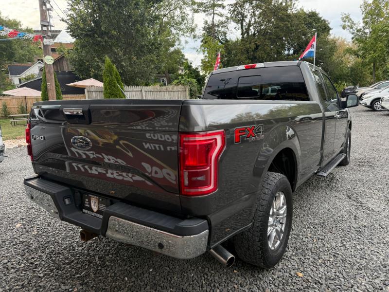 Ford F-150 Lariat SuperCab 8-ft. 4WD 2017 Ford F-150 Lariat SuperCab 8-ft. 4WD 2017