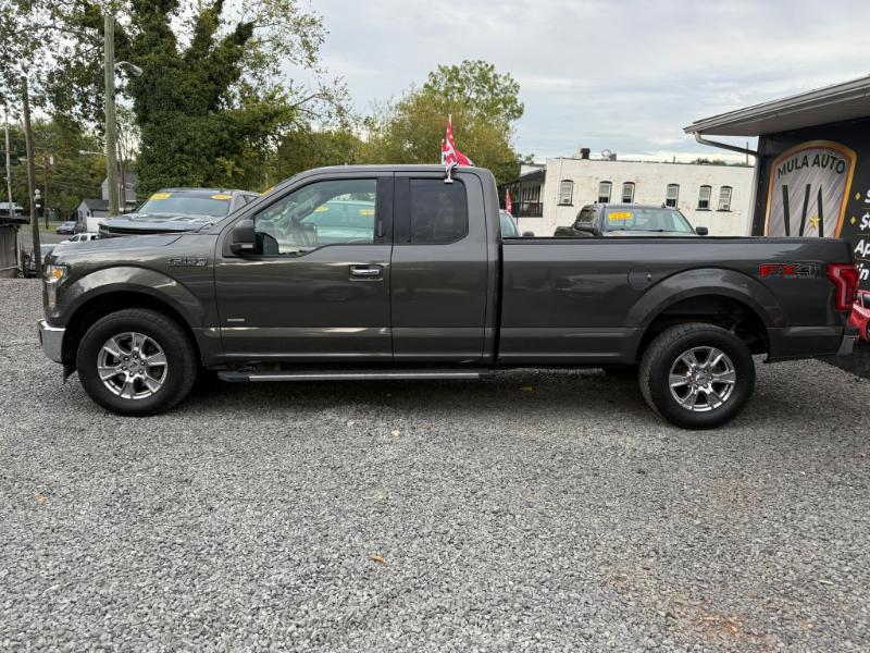 Ford F-150 Lariat SuperCab 8-ft. 4WD 2017 Ford F-150 Lariat SuperCab 8-ft. 4WD 2017