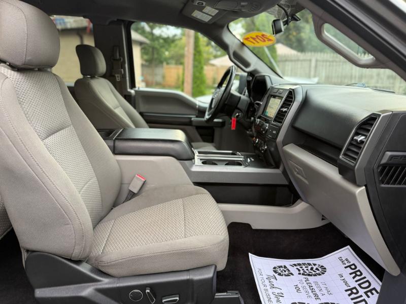 Ford F-150 Lariat SuperCab 8-ft. 4WD 2017 Ford F-150 Lariat SuperCab 8-ft. 4WD 2017