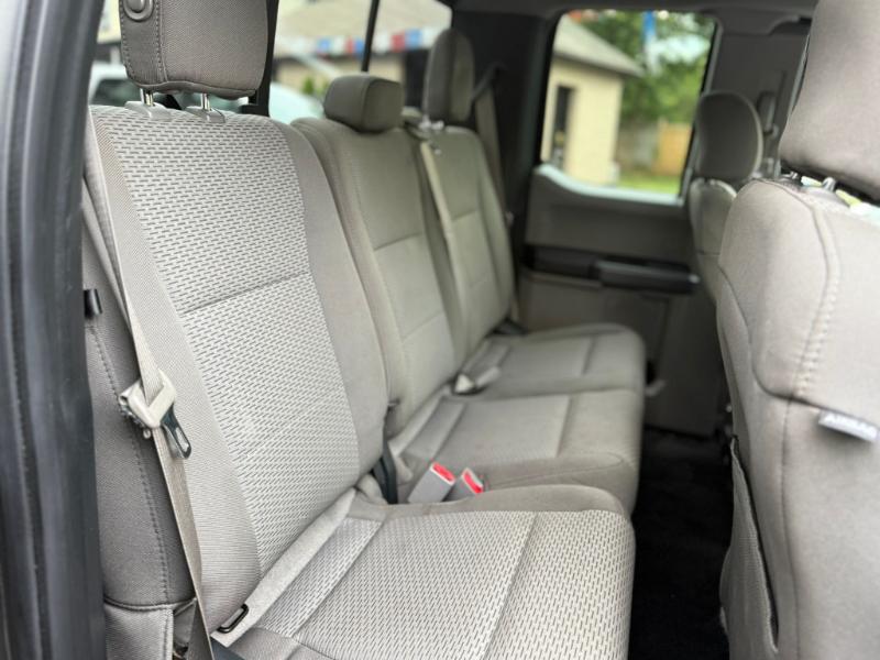 Ford F-150 Lariat SuperCab 8-ft. 4WD 2017 Ford F-150 Lariat SuperCab 8-ft. 4WD 2017