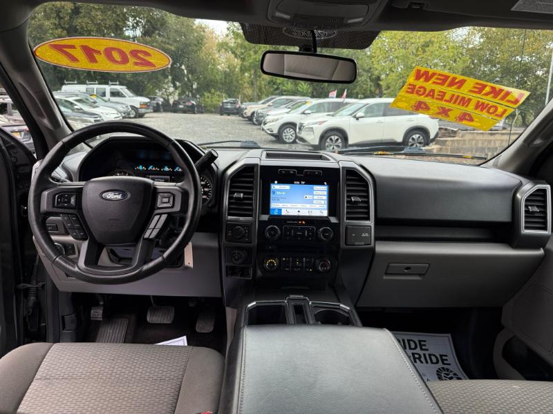 Ford F-150 Lariat SuperCab 8-ft. 4WD 2017 Ford F-150 Lariat SuperCab 8-ft. 4WD 2017