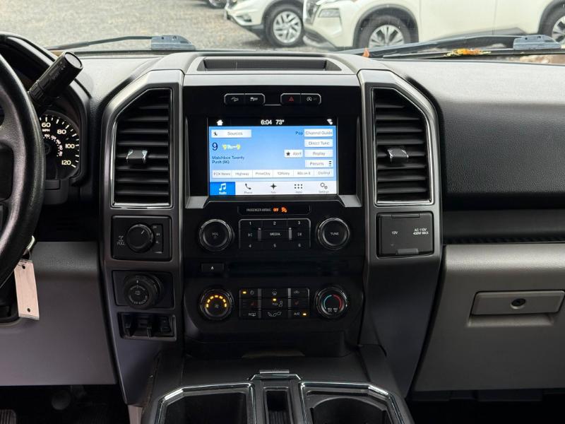 Ford F-150 Lariat SuperCab 8-ft. 4WD 2017 Ford F-150 Lariat SuperCab 8-ft. 4WD 2017
