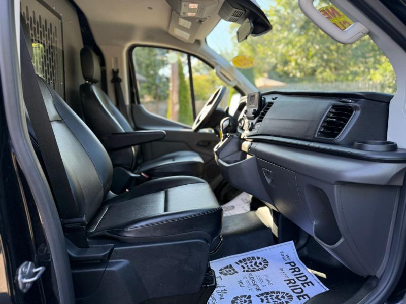 Ford Transit 150 Van Low Roof w/Sliding Pass. 130-in. WB 2021 Ford Transit 150 Van Low Roof w/Sliding Pass. 130-in. WB 2021