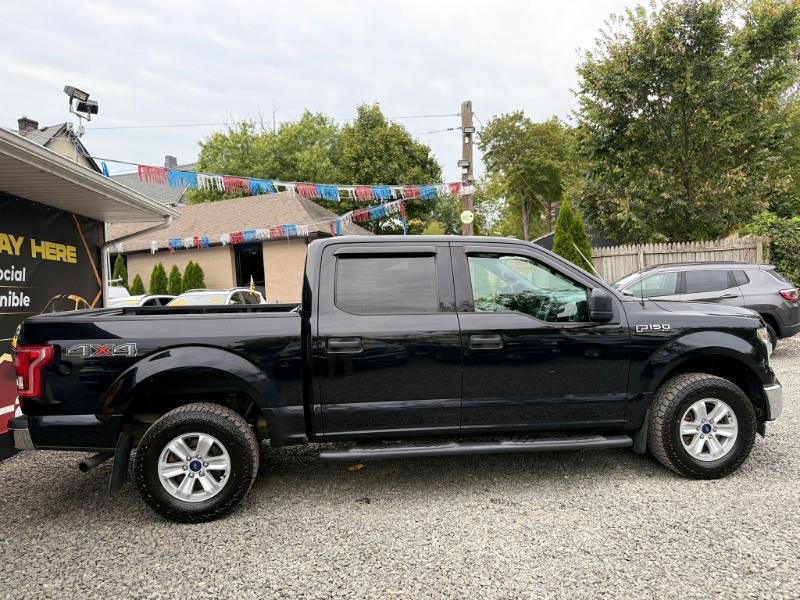 Ford F-150 Lariat SuperCrew 6.5-ft. Bed 4WD 2017 Ford F-150 Lariat SuperCrew 6.5-ft. Bed 4WD 2017