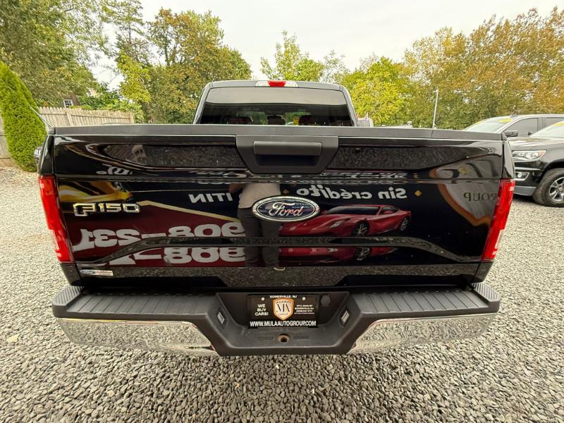 Ford F-150 Lariat SuperCrew 6.5-ft. Bed 4WD 2017 Ford F-150 Lariat SuperCrew 6.5-ft. Bed 4WD 2017