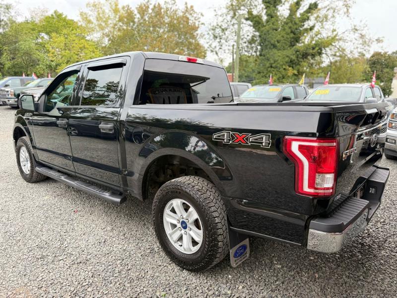 Ford F-150 Lariat SuperCrew 6.5-ft. Bed 4WD 2017 Ford F-150 Lariat SuperCrew 6.5-ft. Bed 4WD 2017
