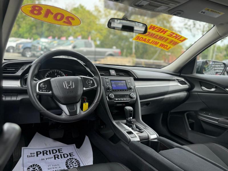 Honda Civic LX Sedan CVT 2018 Honda Civic LX Sedan CVT 2018