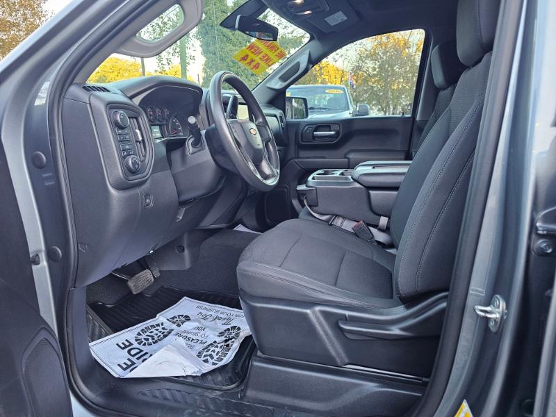 Chevrolet Silverado 1500 Custom Crew Cab Short Box 4WD 2021 Chevrolet Silverado 1500 Custom Crew Cab Short Box 4WD 2021