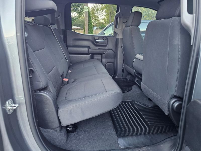 Chevrolet Silverado 1500 Custom Crew Cab Short Box 4WD 2021 Chevrolet Silverado 1500 Custom Crew Cab Short Box 4WD 2021