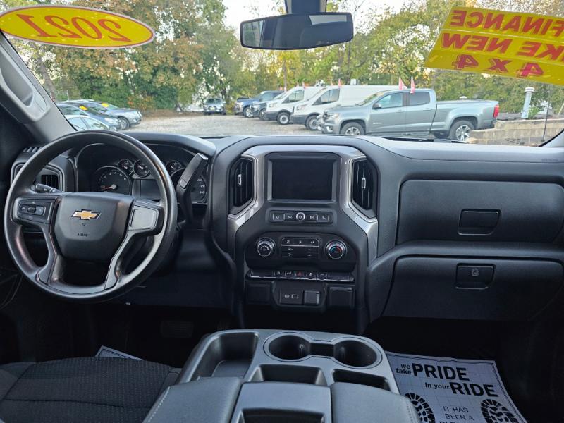 Chevrolet Silverado 1500 Custom Crew Cab Short Box 4WD 2021 Chevrolet Silverado 1500 Custom Crew Cab Short Box 4WD 2021