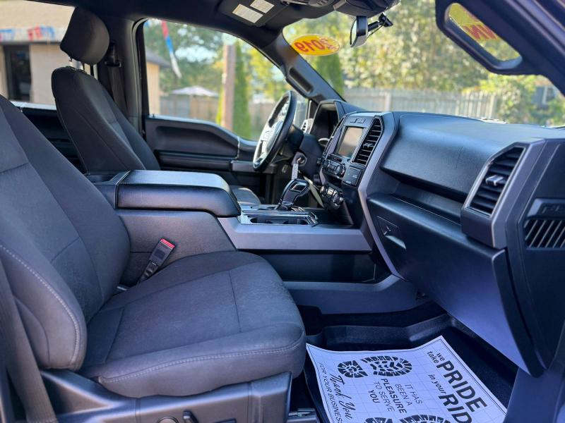 Ford F-150 King-Ranch SuperCrew 5.5-ft. 4WD 2019 Ford F-150 King-Ranch SuperCrew 5.5-ft. 4WD 2019